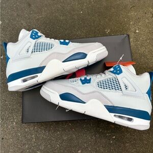 Jordan 4 Retro ‘Military Blue’ GS